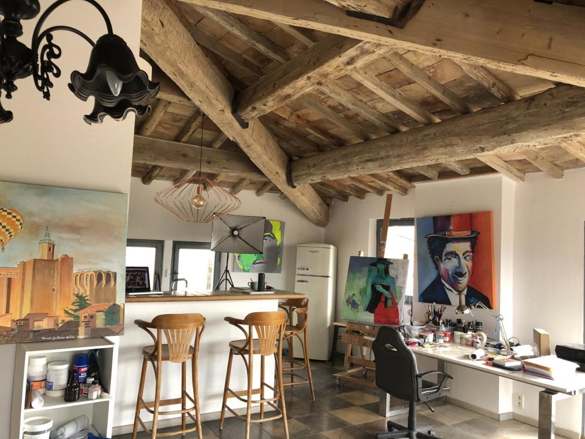 Chambre D'Hote Vue Exepitonnelle Uzes Exterior photo